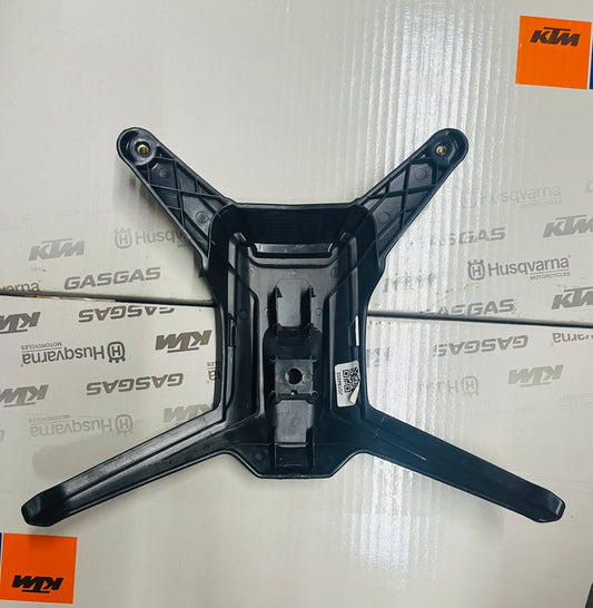 KTM ADVENTURE VISOR SUPPORT -
JG184002