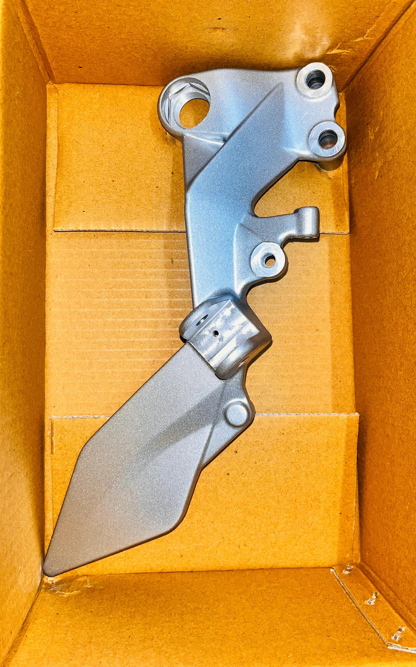 Duke 200 Right Step Holder