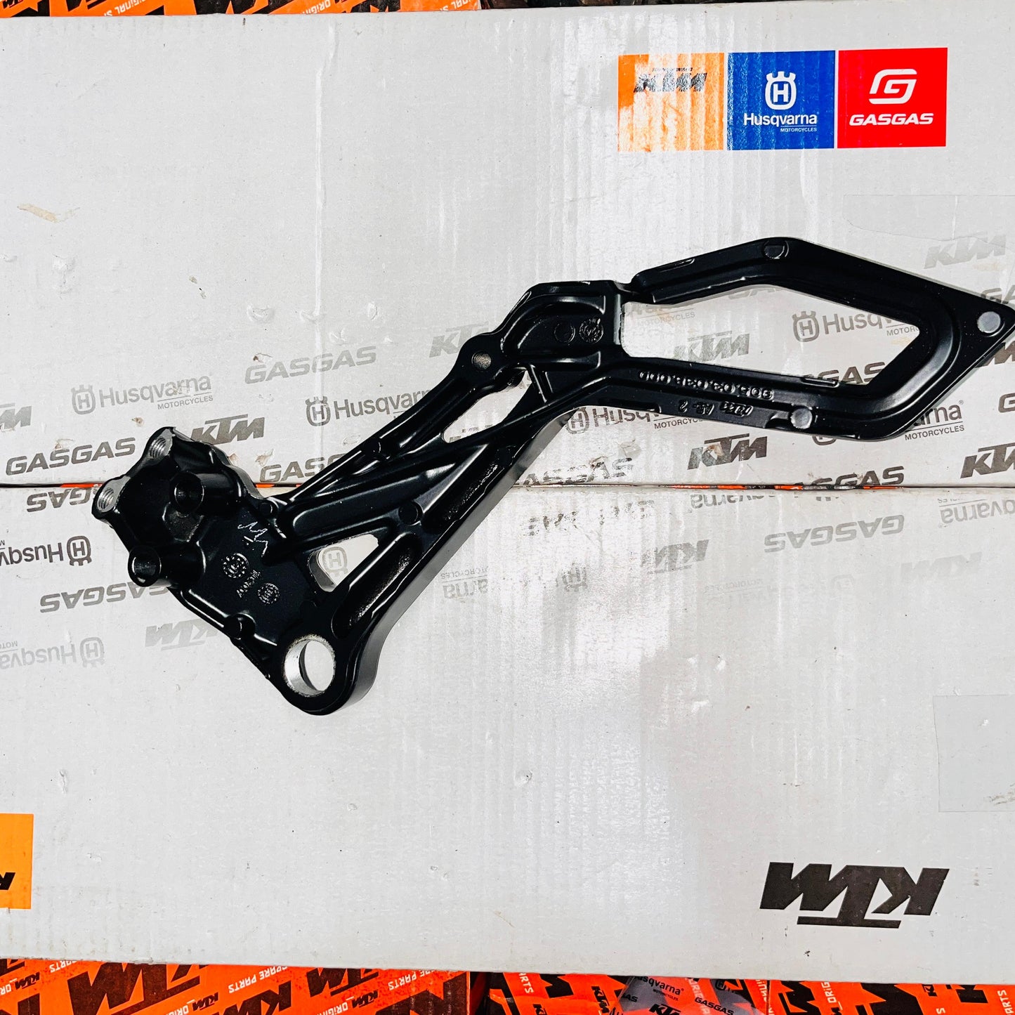 KTM RC STEP HOLDER RH