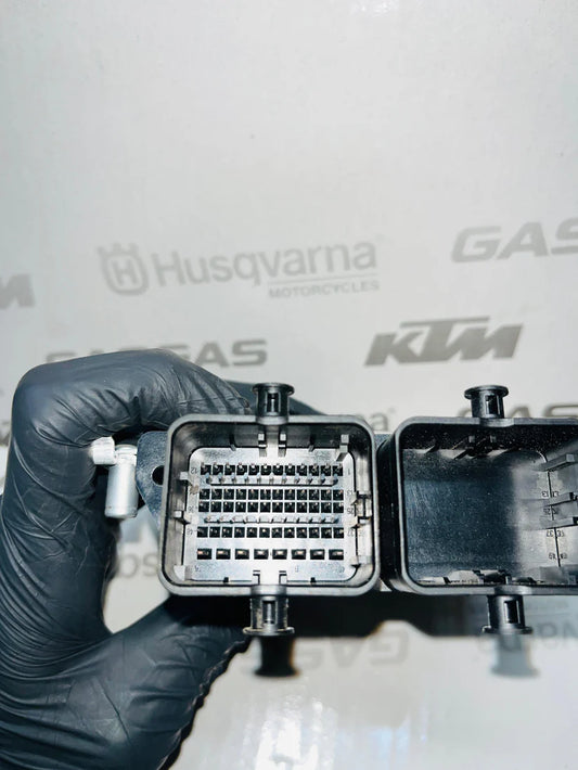 ENGINE CONTROL UNIT (ECU) DUKE 200/ RC 200 BS3