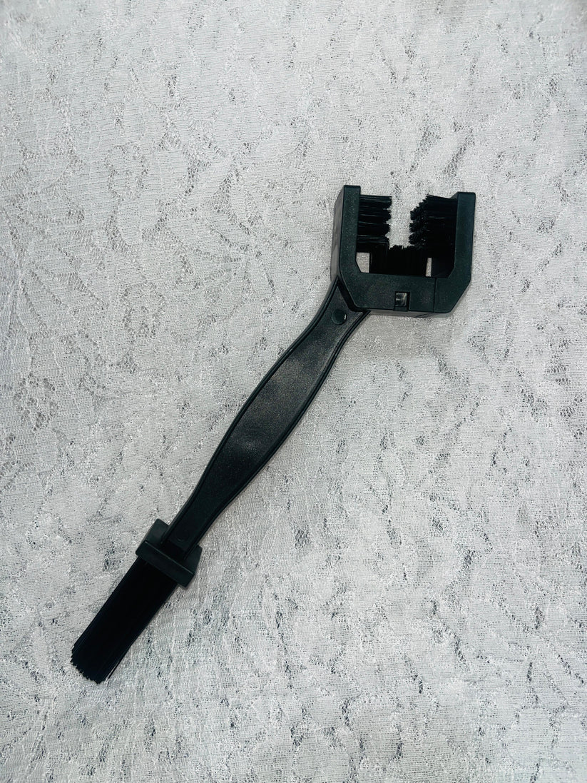 CHAIN CLEANER BRUSH