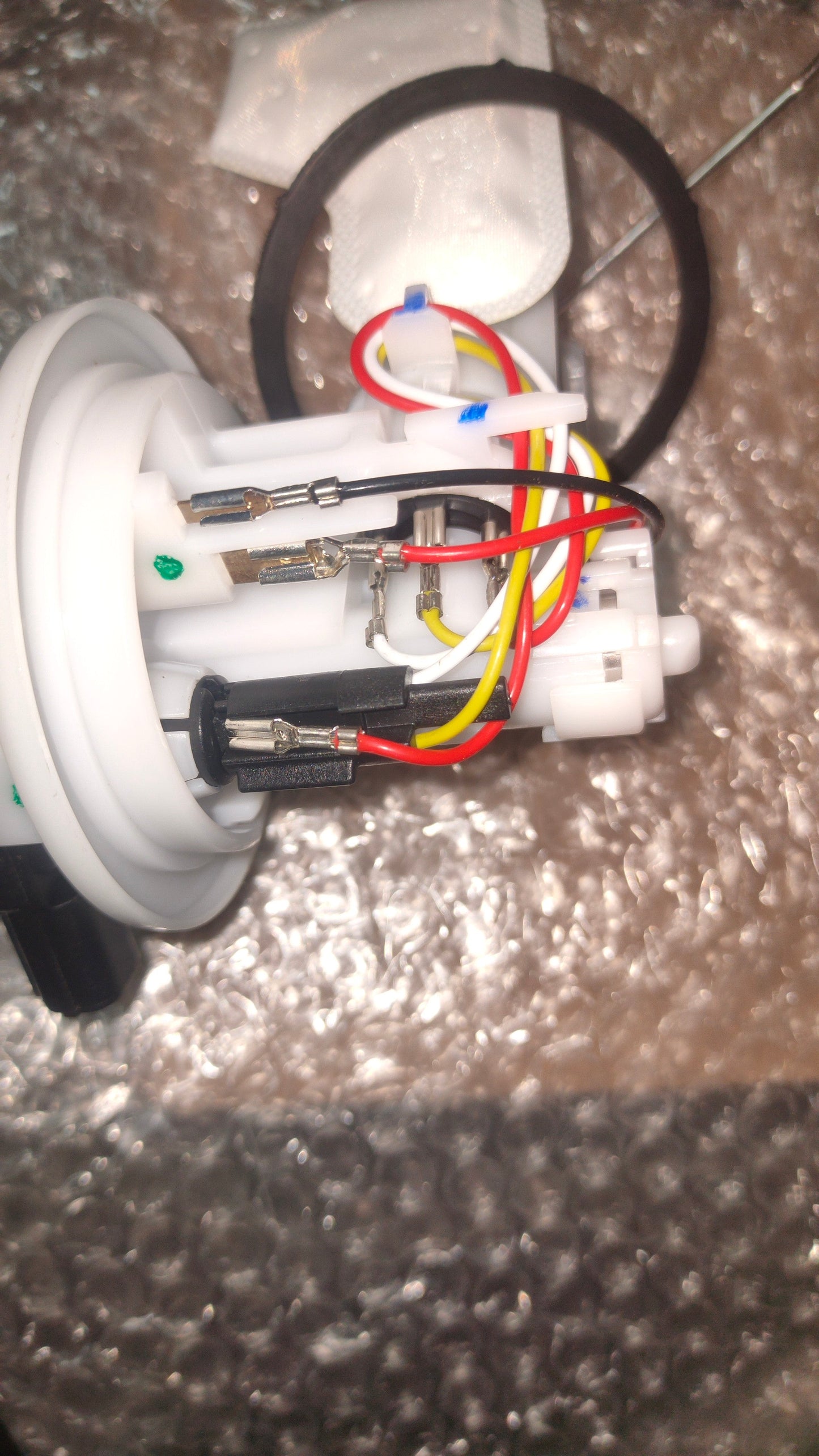R15 V3 FUEL PUMP