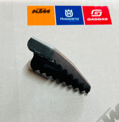 BRAKE PEDAL ASSEMBLY ADVENTURE 390/250 [Part no:- 52JG1103-pedal, JG161019-pad pedal (spike)]