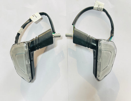 TAIL LAMP INTEGRATED INDICATORS - BAJAJ RS 200 (DT401027+DT401030)