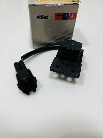 SENSOR ROLL OVER - BLACK SCOKET - JG403200 BAJAJ/KTM