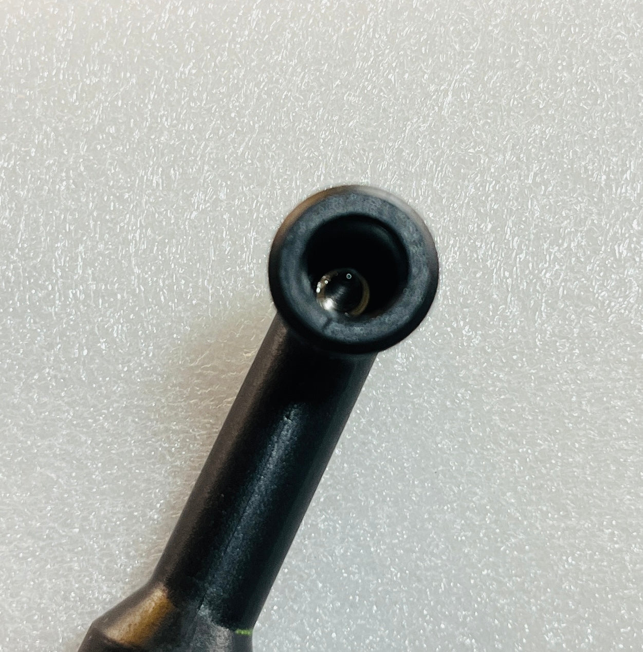 PLUG CAP - CENTER PLUG CAP - NS / RS - DK111011