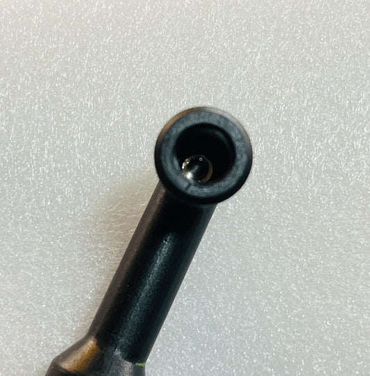 PLUG CAP - CENTER PLUG CAP - NS / RS - DK111011