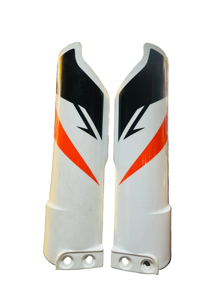 FORK PROTECTORS FOR ADVENTURE 250/390 GEN2 AND
ENDURO 390