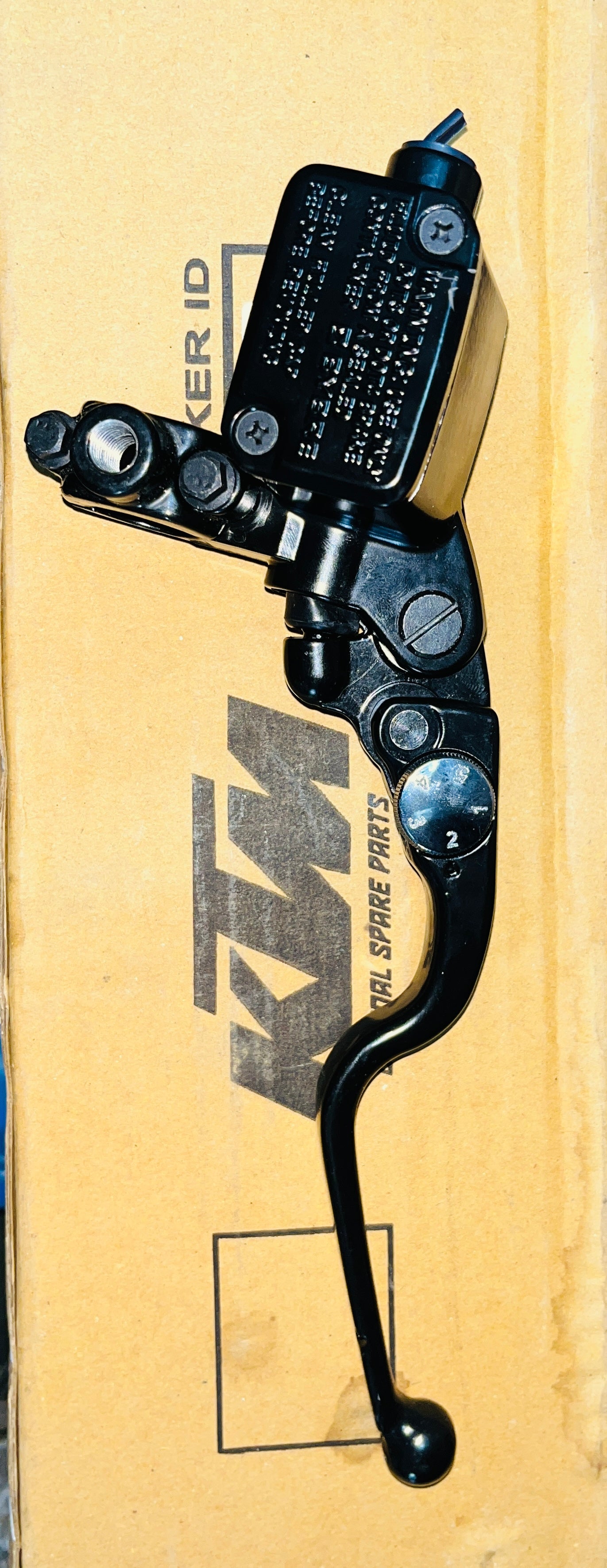 FRONT MASTER CYLINDER - ADJUSTABLE - ADVENTURE 390 / DUKE 390