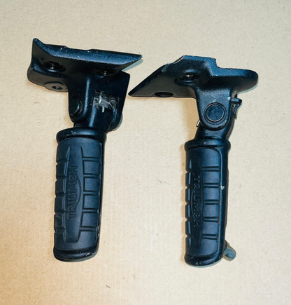 PILLON FOOTREST TRIUMPH SPEED 400 SET OF 2 (LH+RH)