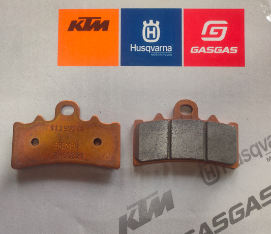 BMW 310 RR / APACHE 310 RR / DOMINAR FRONT BREMBO PAD DOUBLE LINED