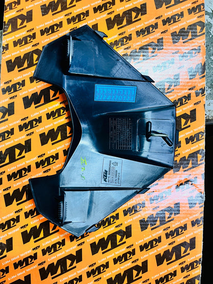 KTM RC BATTERY COVER