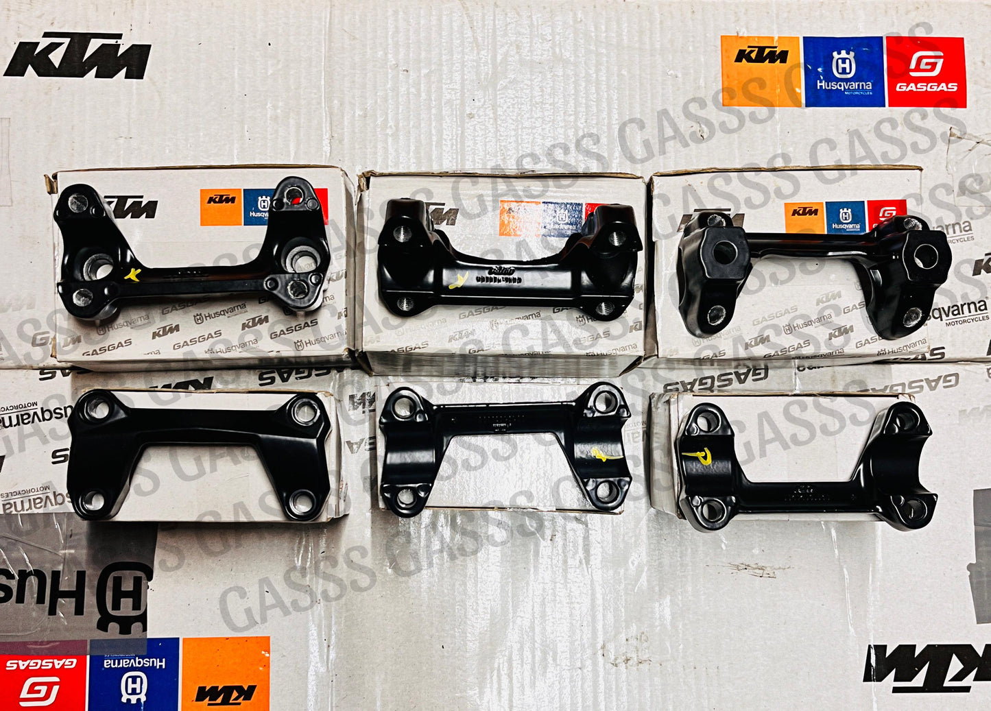 KTM HANDLE HOLDER SET (BLACK)