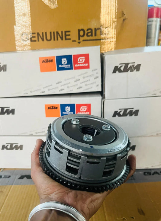 Bajaj N250 Clutch Assembly