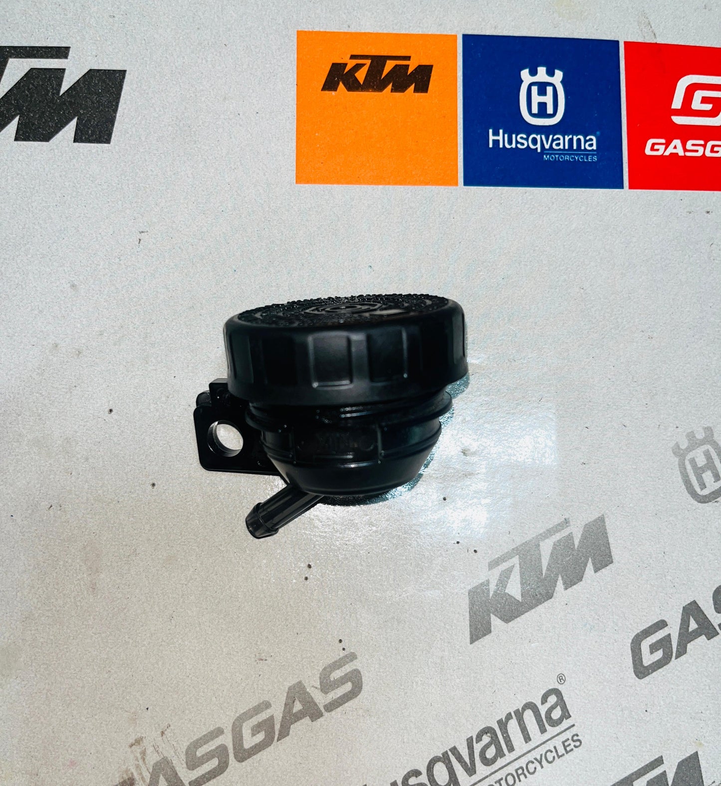 REAR BRAKE RESERVOIR KTM/BAJAJ