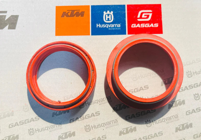FORK OIL SEAL KIT PRO MODEL