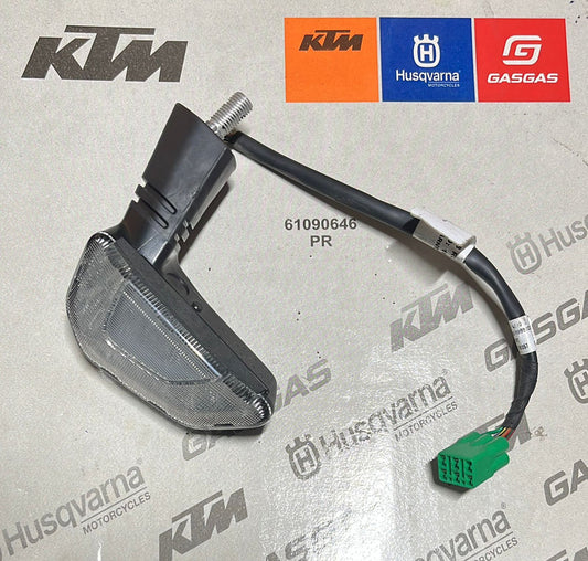 INDICATOR RS 200 BS6 2025 MODEL (BRAKE LAMP + HAZARD LAMP) (Part no:-DT401029)