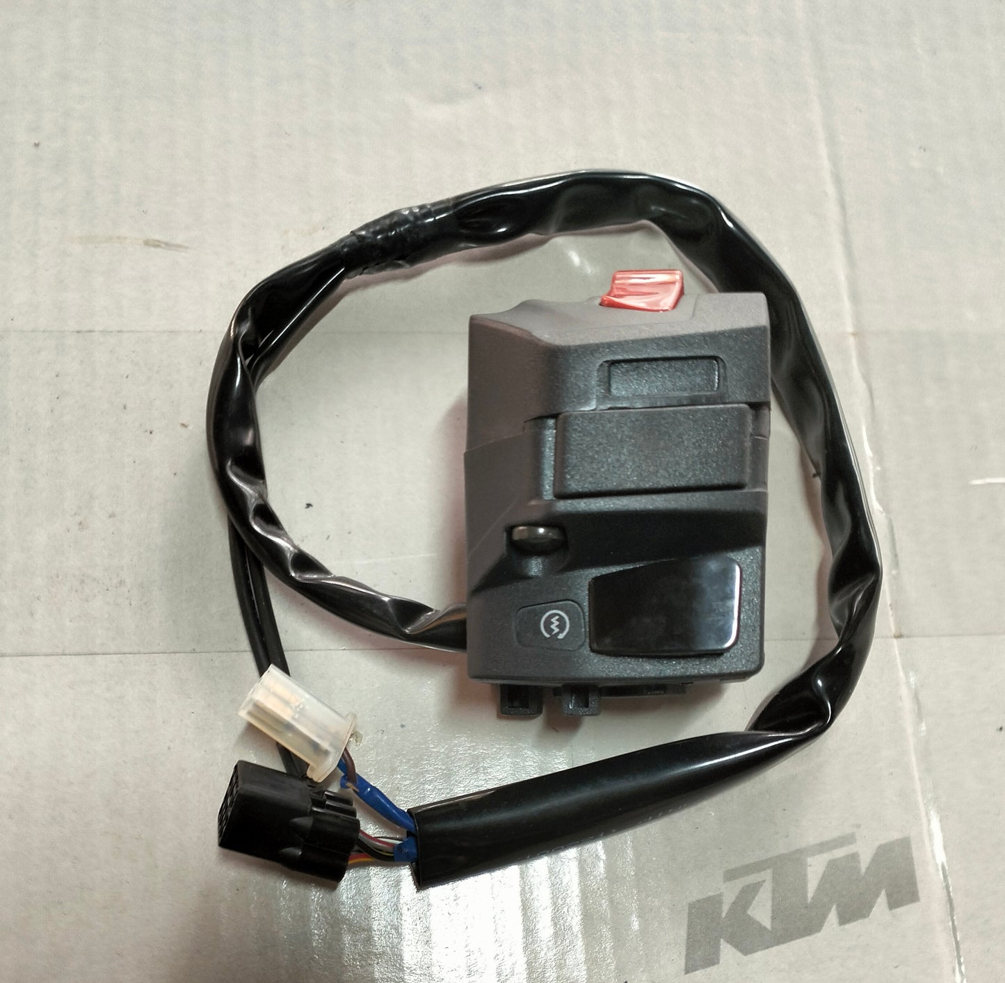CONTROL SWITCH - RIGHT JY401403