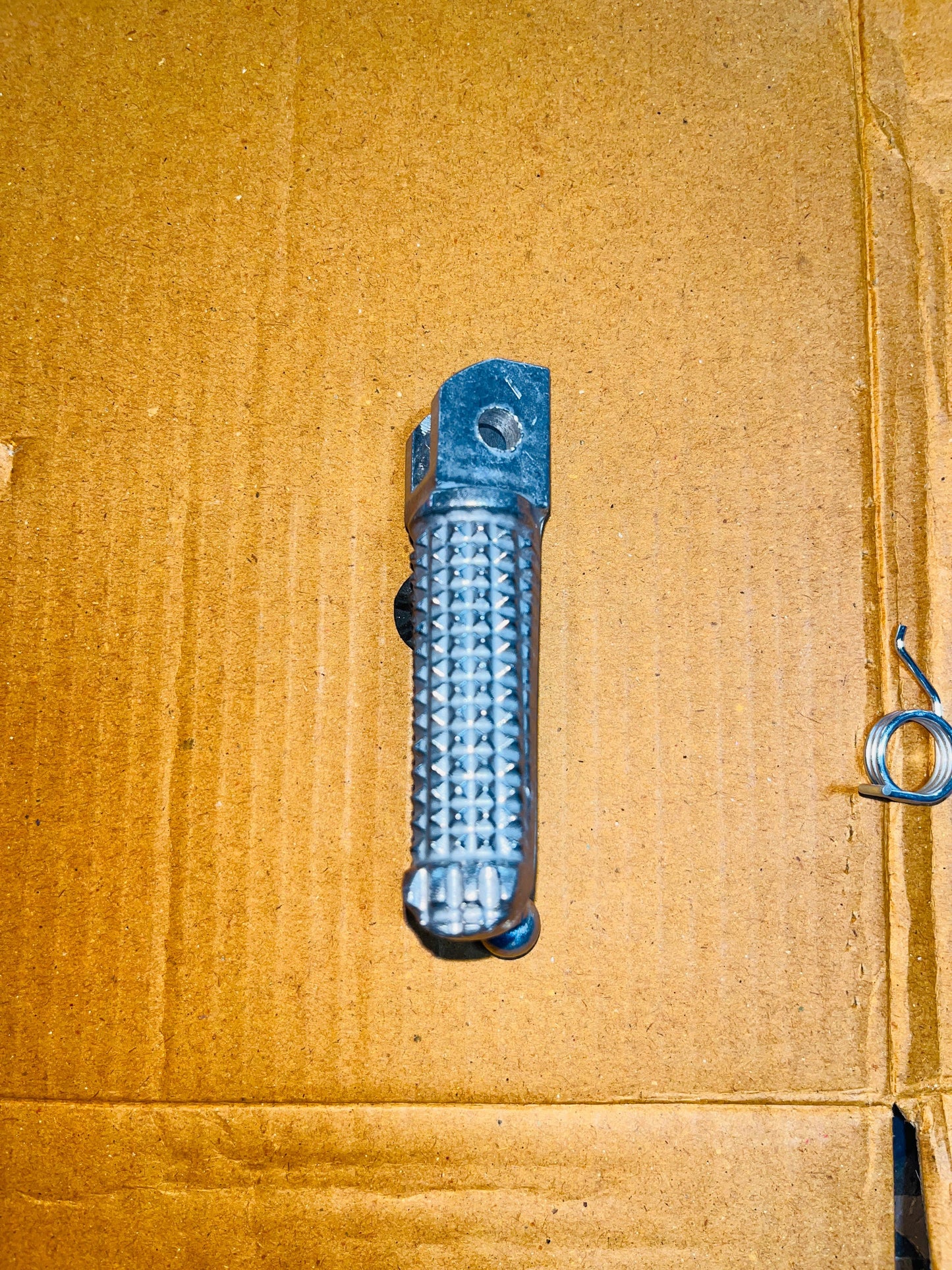 YAMAHA R15 FOOTREST FRONT RH